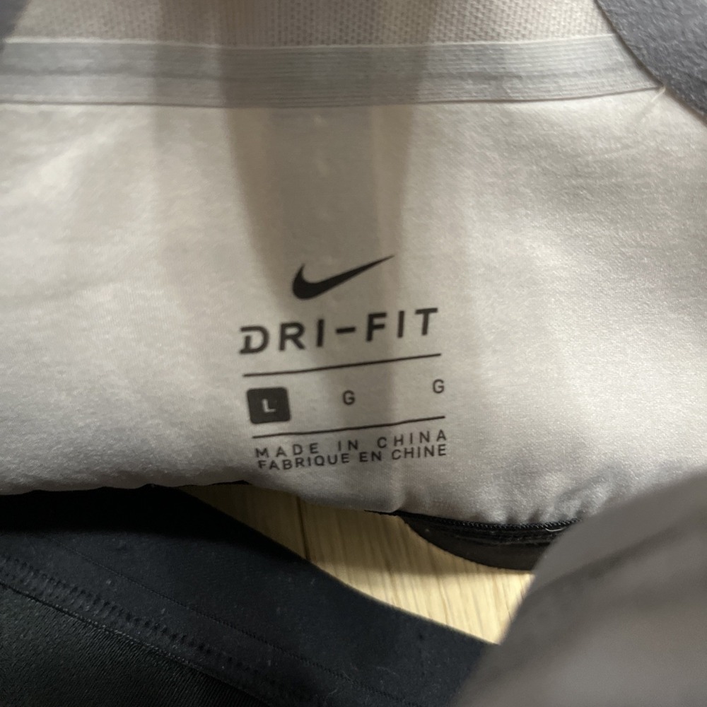 Nike Motion Adapt HIGH-Support Compression Sports Bra Size Large SM Grey #1557 - Picture 4 of 4